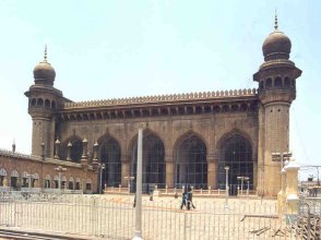 Mecca Masjid von außen