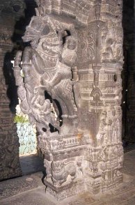 Skulptur im südlichsten Tempel